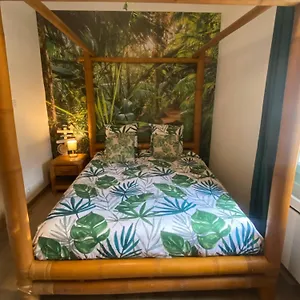https://le-130-lisle-au-bambou.fr-provencehotel.com