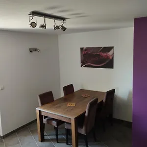 https://villard-au-cur-de-la-valle-verte-entre-lac-et-montagne.hotels-rhonealpes.com